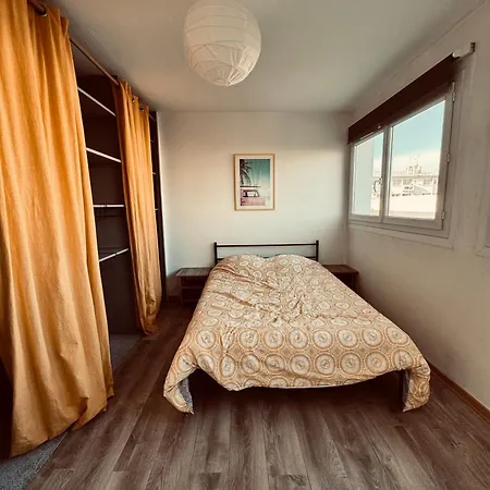 Superbe T3 Renove - Nord Lägenhet *